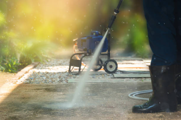 Best Parking Lot and Garage Cleaning  in Waukee, IA